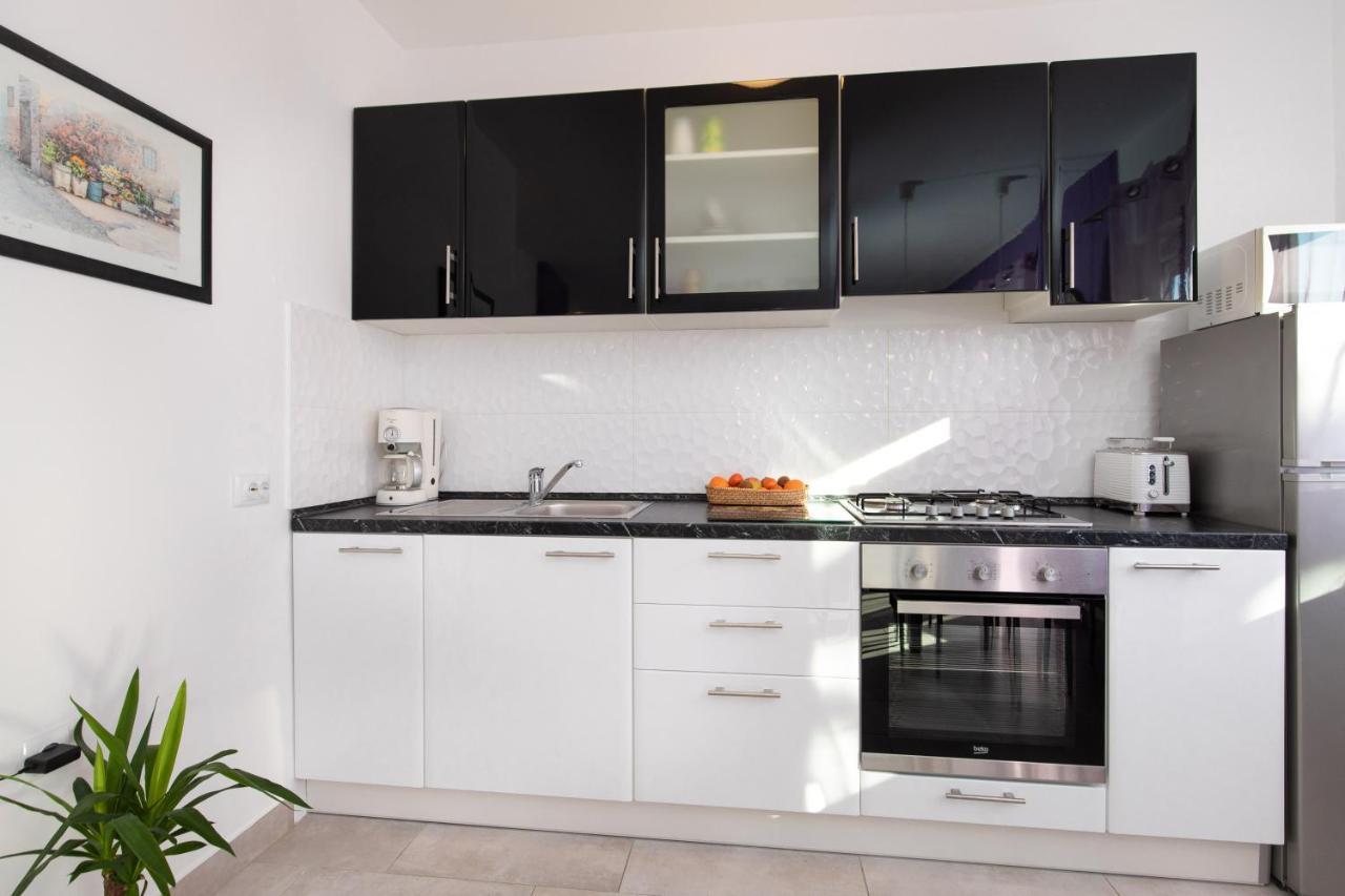 Apartment Marija Крк Экстерьер фото